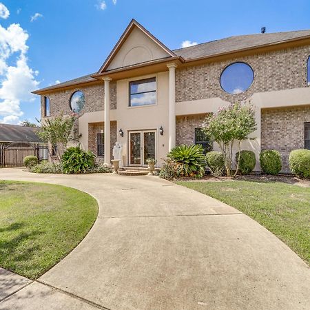 Elegant Houston Home With Gazebo And Game Room! Esterno foto